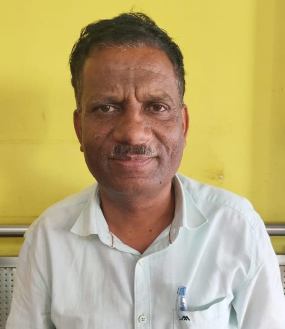 श्री.स्वप्नील श्रीकांत कांबळे - ग्रामपंचायत सरपंच